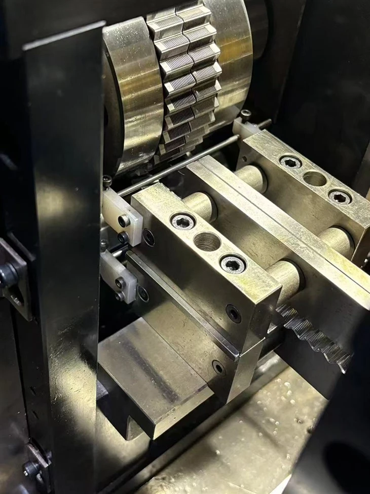 Metal Warm Air Fin Roller suppliers